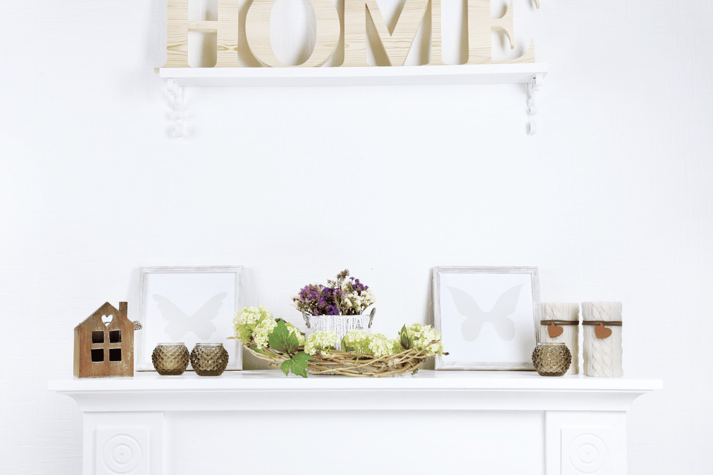 spring decor: decorated white mantle